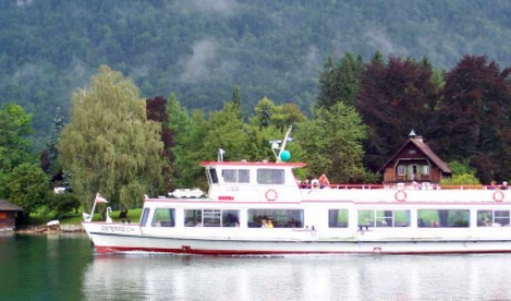 Mit diesem Schiff fahren wir nach St. Wolfgang